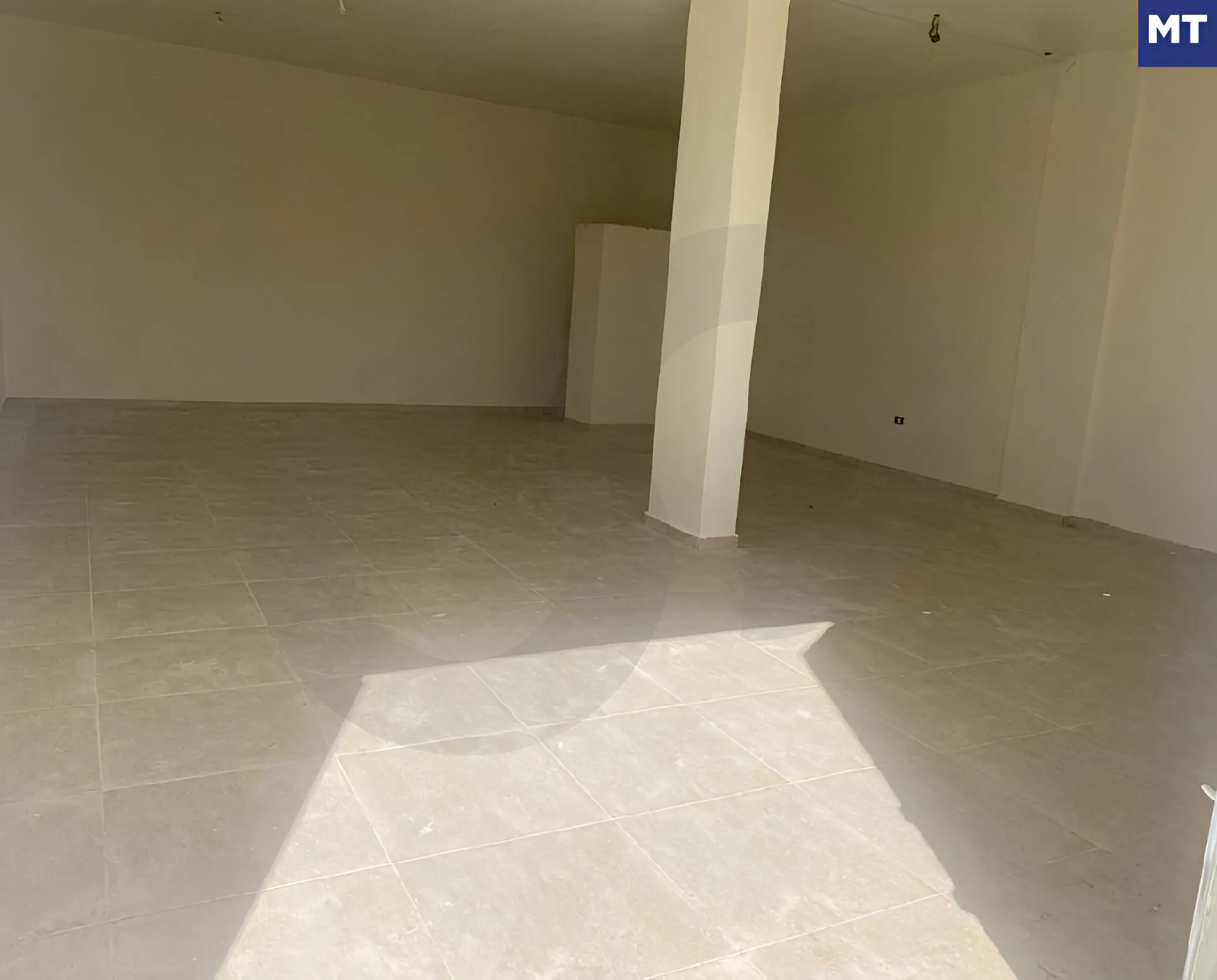 Commercial Property for Rent in Btouratij