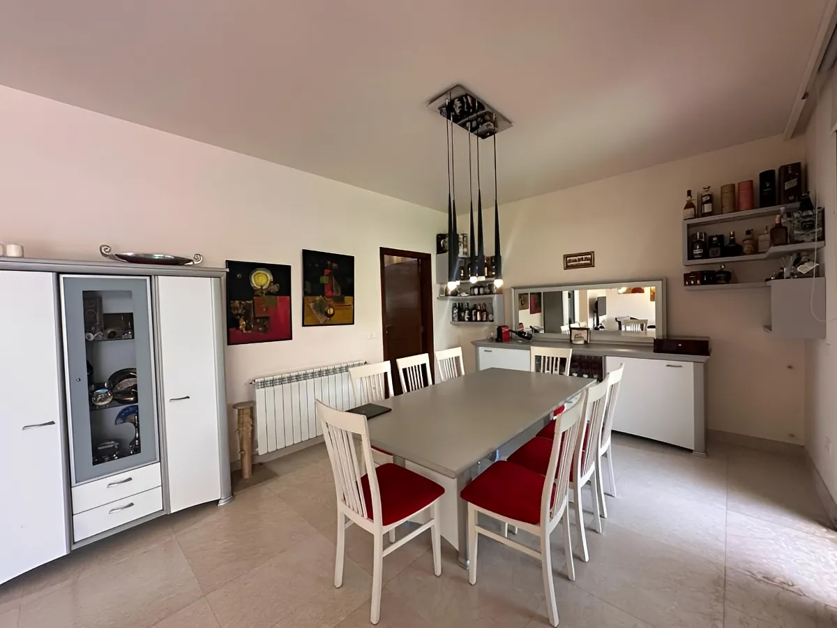 Villa for Sale in Baabdat