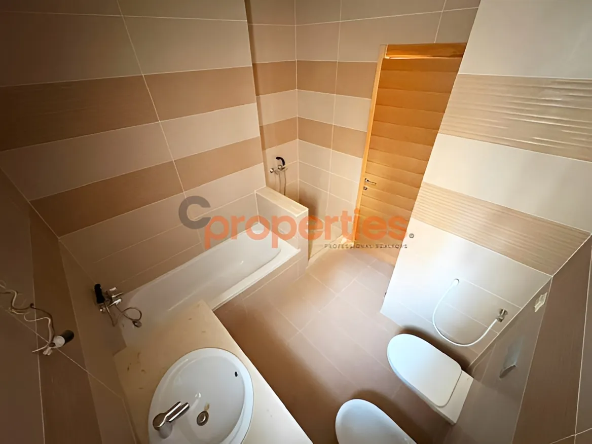 Apartment for Rent in Louaizeh