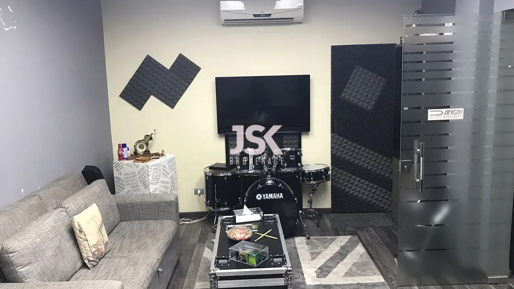 Office for Rent in Jdeideh