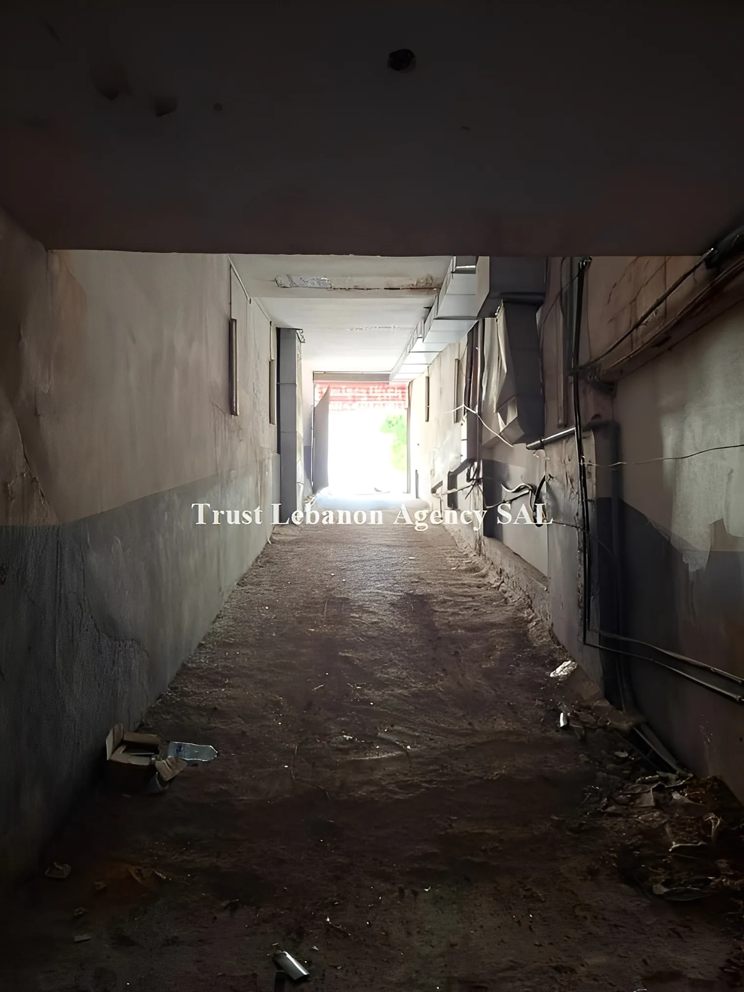 Commercial Property For Rent in Beirut, Dahieh