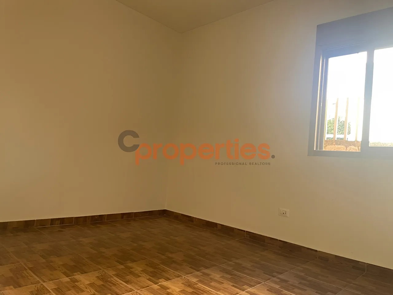 Apartment for Sale in Ballouneh