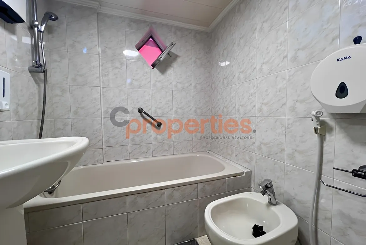 Office for Sale in Dekwaneh