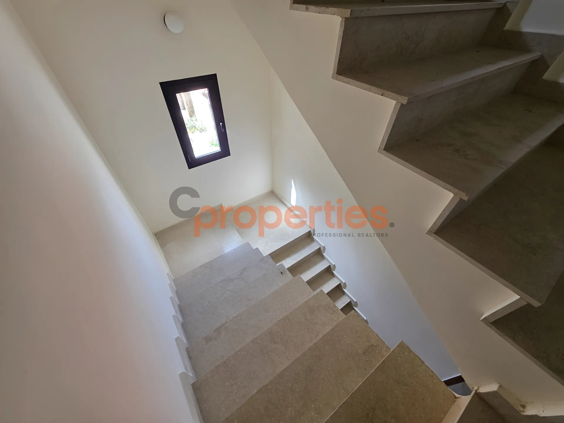 Villa for Sale in Baskinta