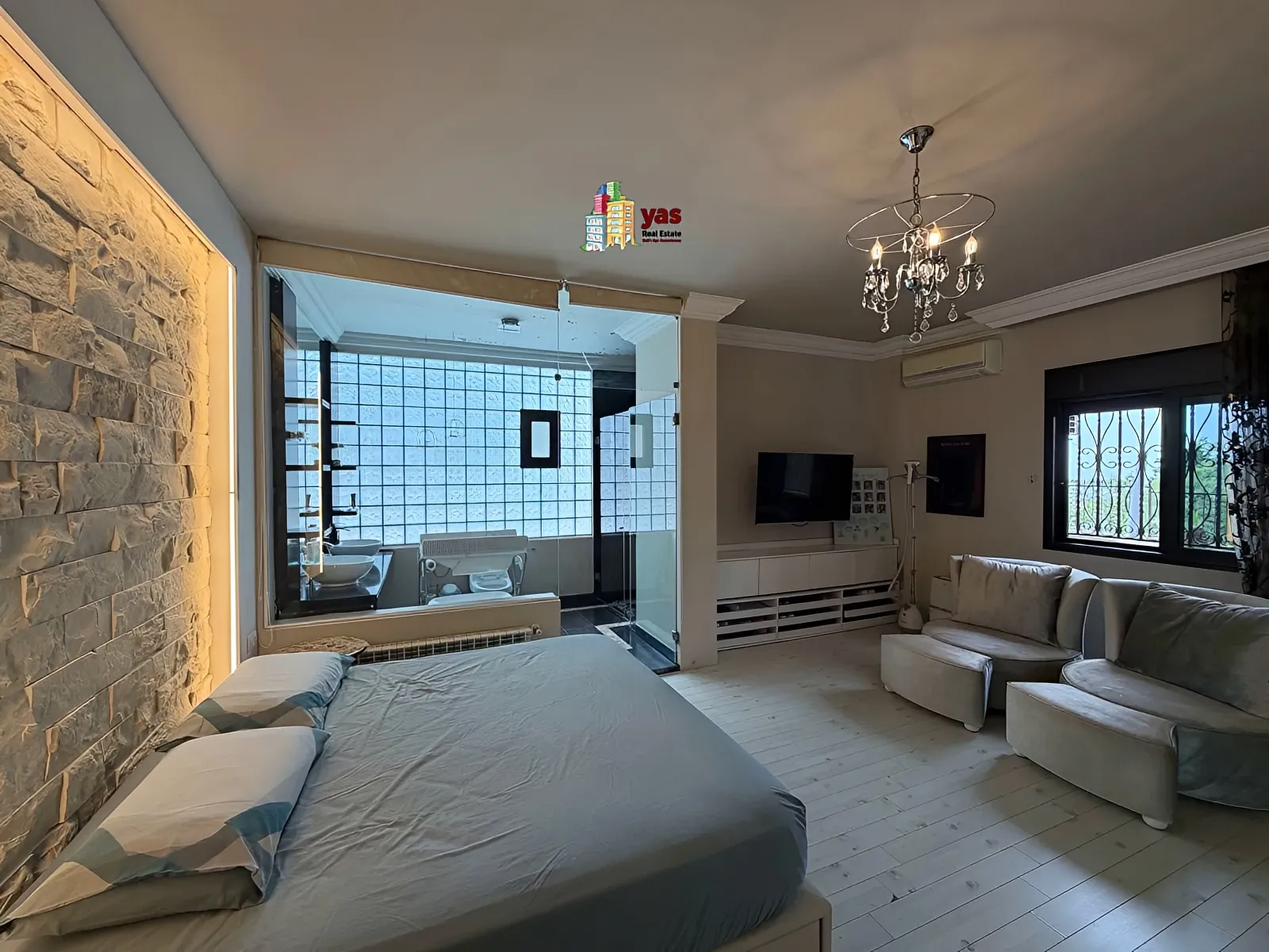 Apartment for Sale in Ajaltoun - 4 bed, 4 bath