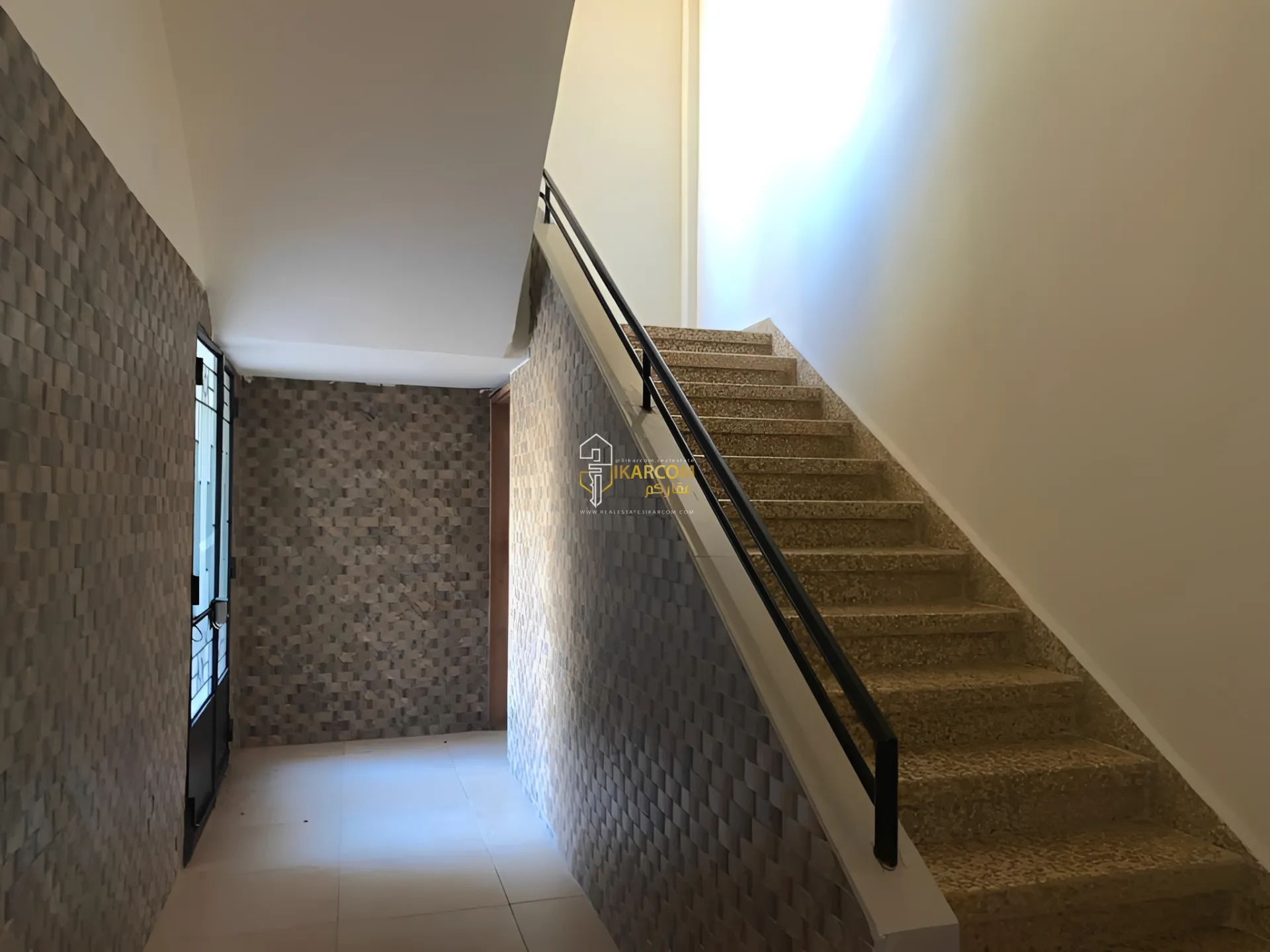 Building for Sale in Jal el Dib