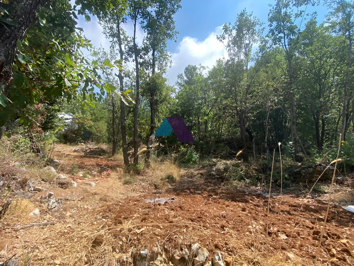 Land for Sale in Faitroun