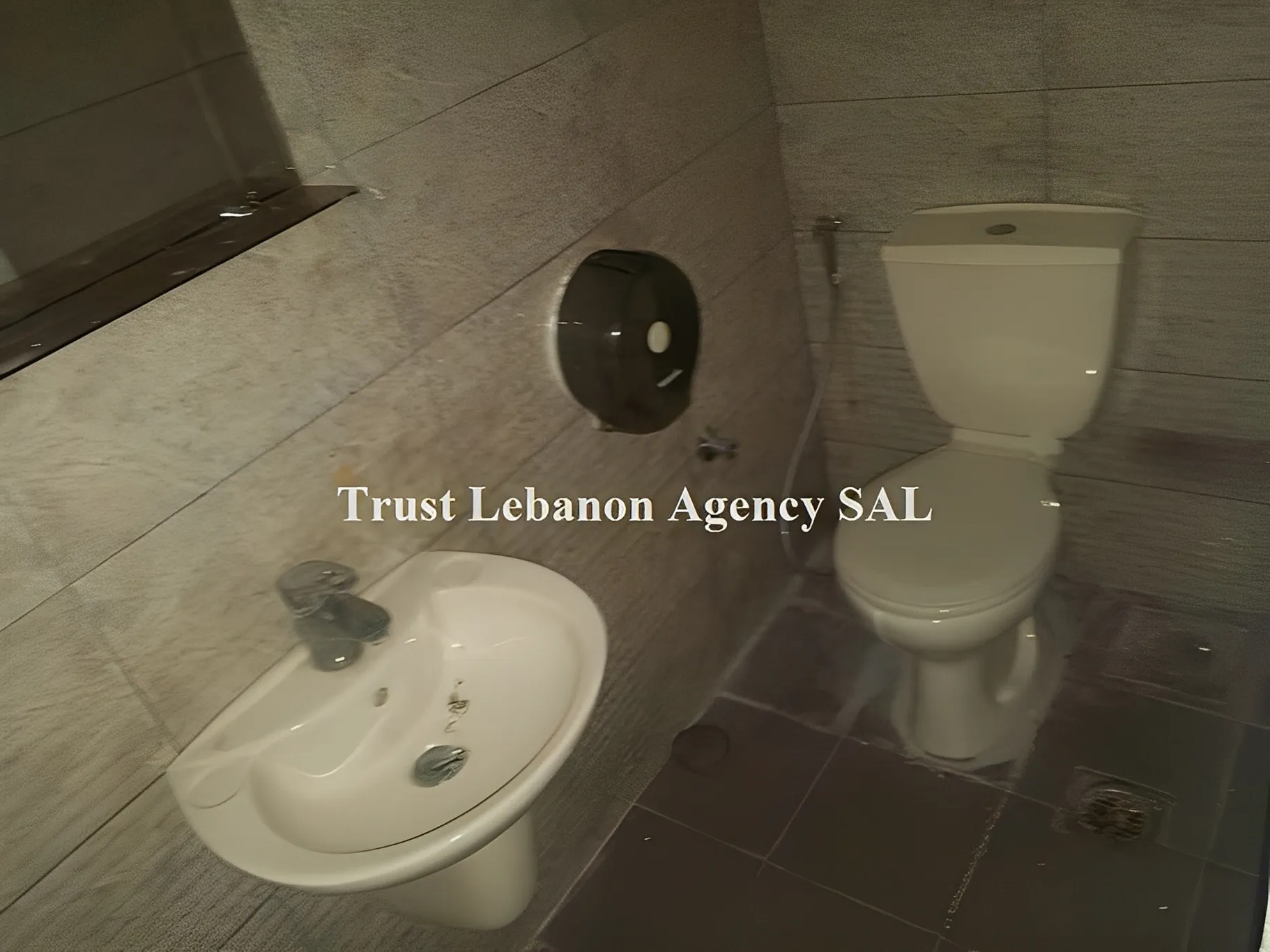 Shop For Rent in Beirut, Ashrafieh