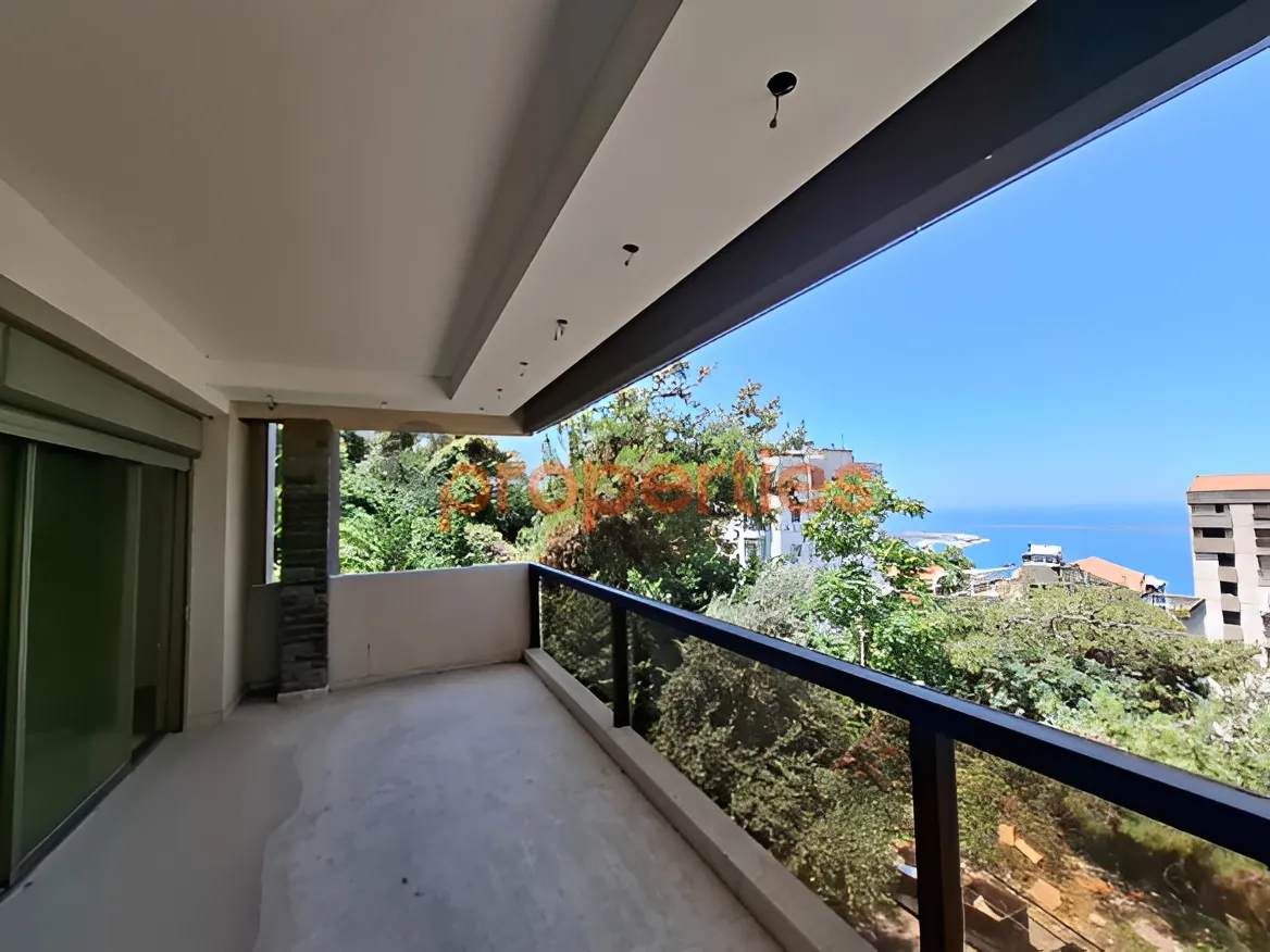 Apartment for Sale in Haret Sakher