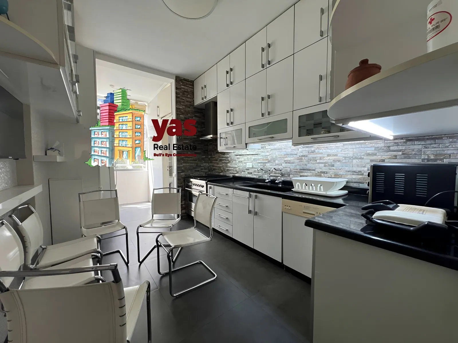 Apartment for Rent in Adonis - 3 bed, 3 bath