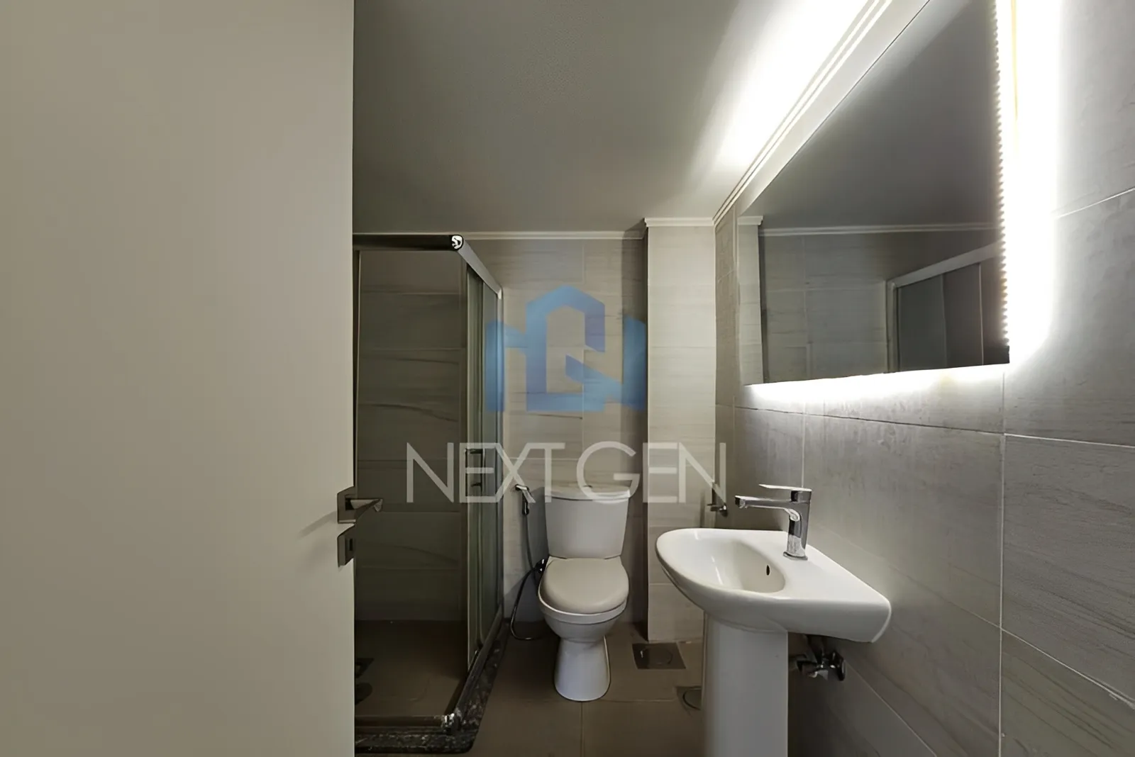 Apartment for Sale in Ramlet El Baida
