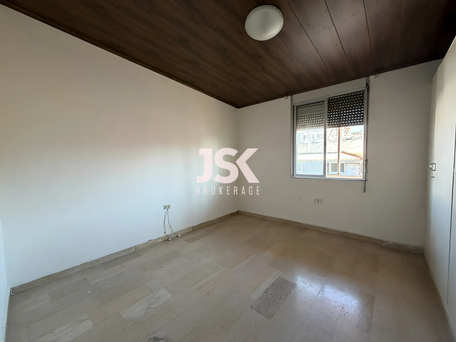 Apartment for Sale in Adonis