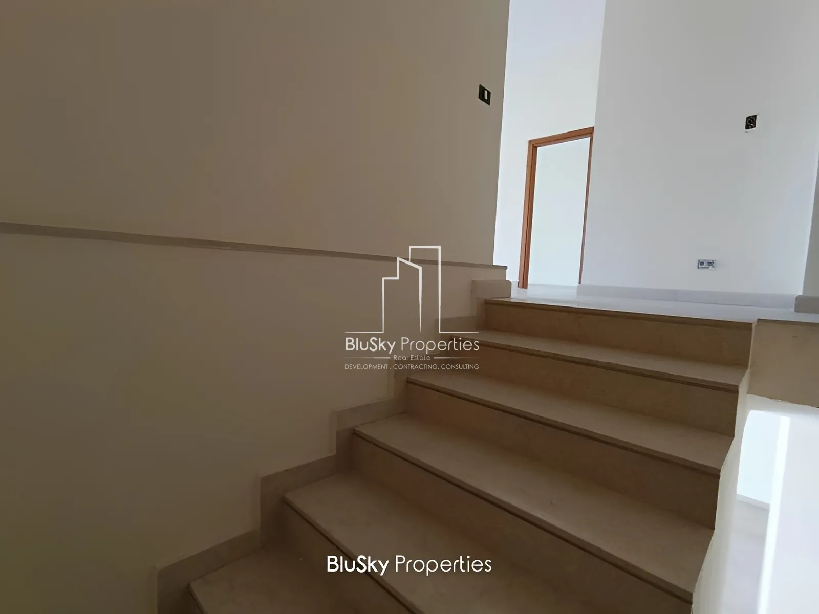 Duplex for Sale in Adma - 4 bed, 6 bath