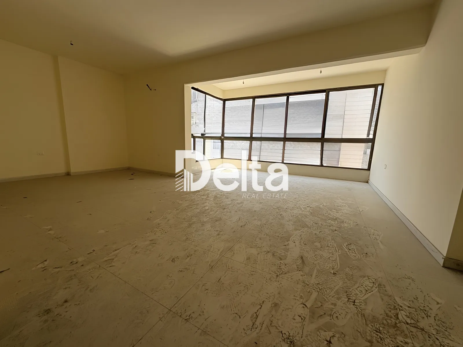 Apartment for rent in Ras Al Naba'a
