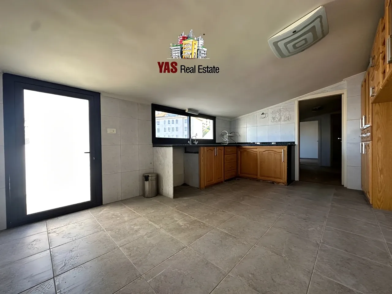 Apartment for Sale in Haret Sakhr