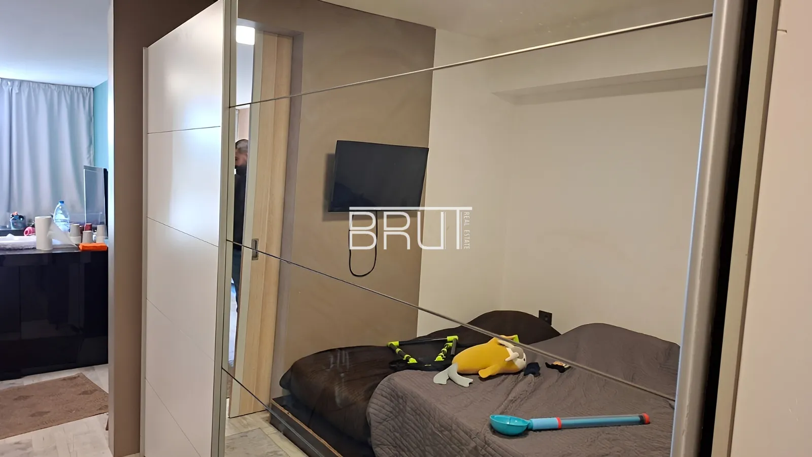 Chalet for Sale in Tabarja - 1 bed, 1 bath