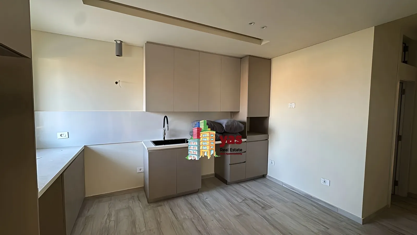 Apartment for Rent in Qornet Shahwane