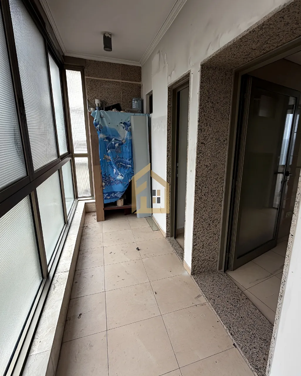 Apartment for rent in Ain El Mraiseh, Bayrut, Lebanon