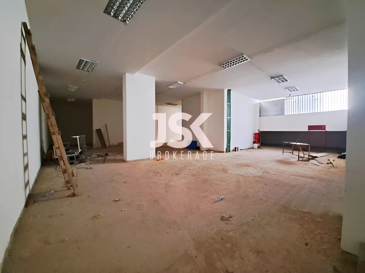 Warehouse for sale in Baouchriyeh