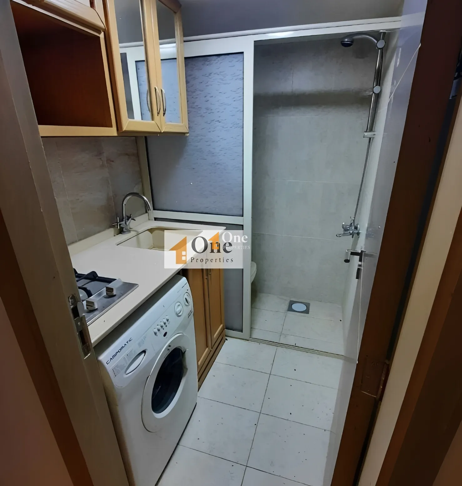 Office for rent in Daoura, Lebanon