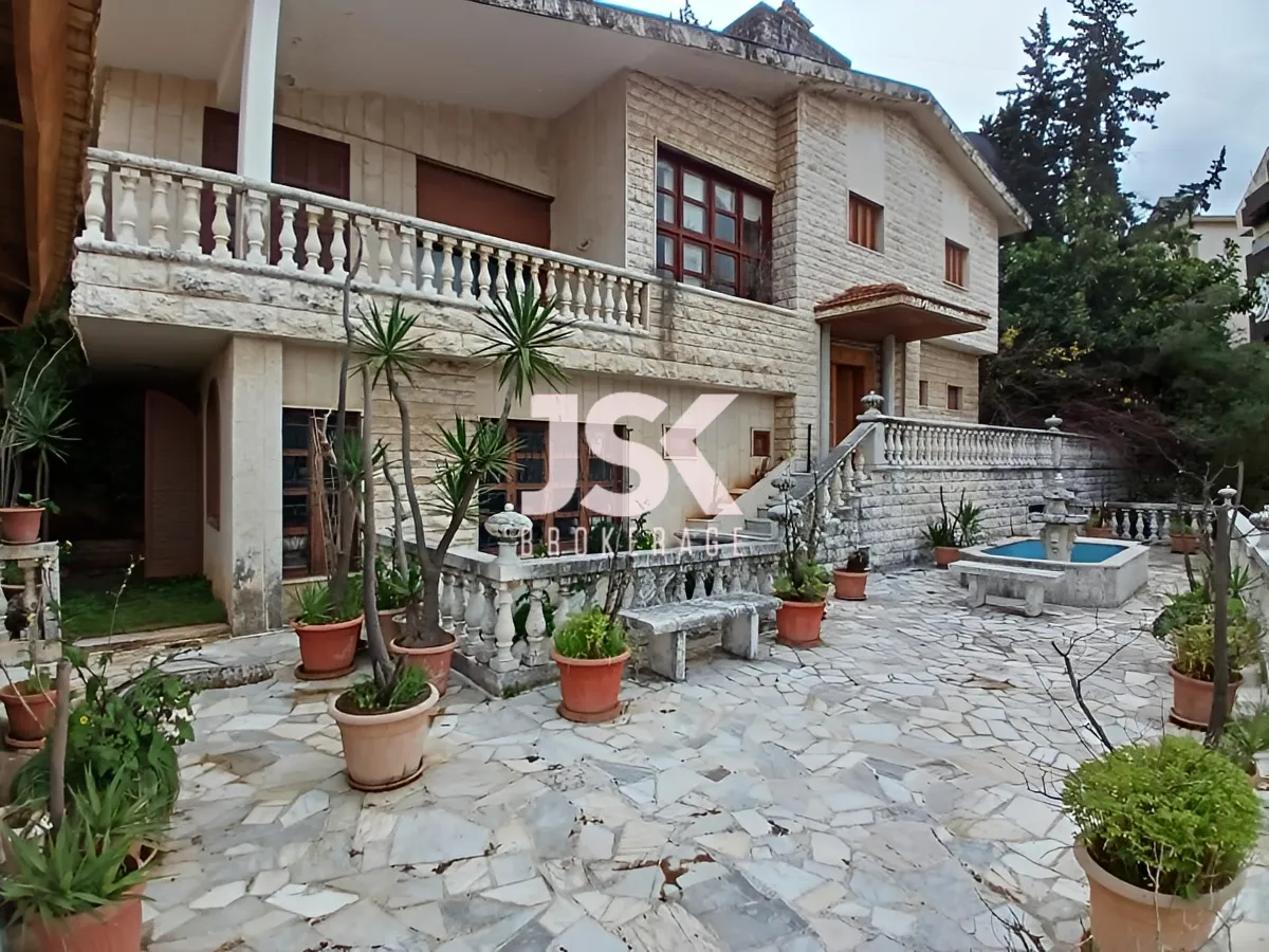 Villa for Sale in Rabweh, Metn