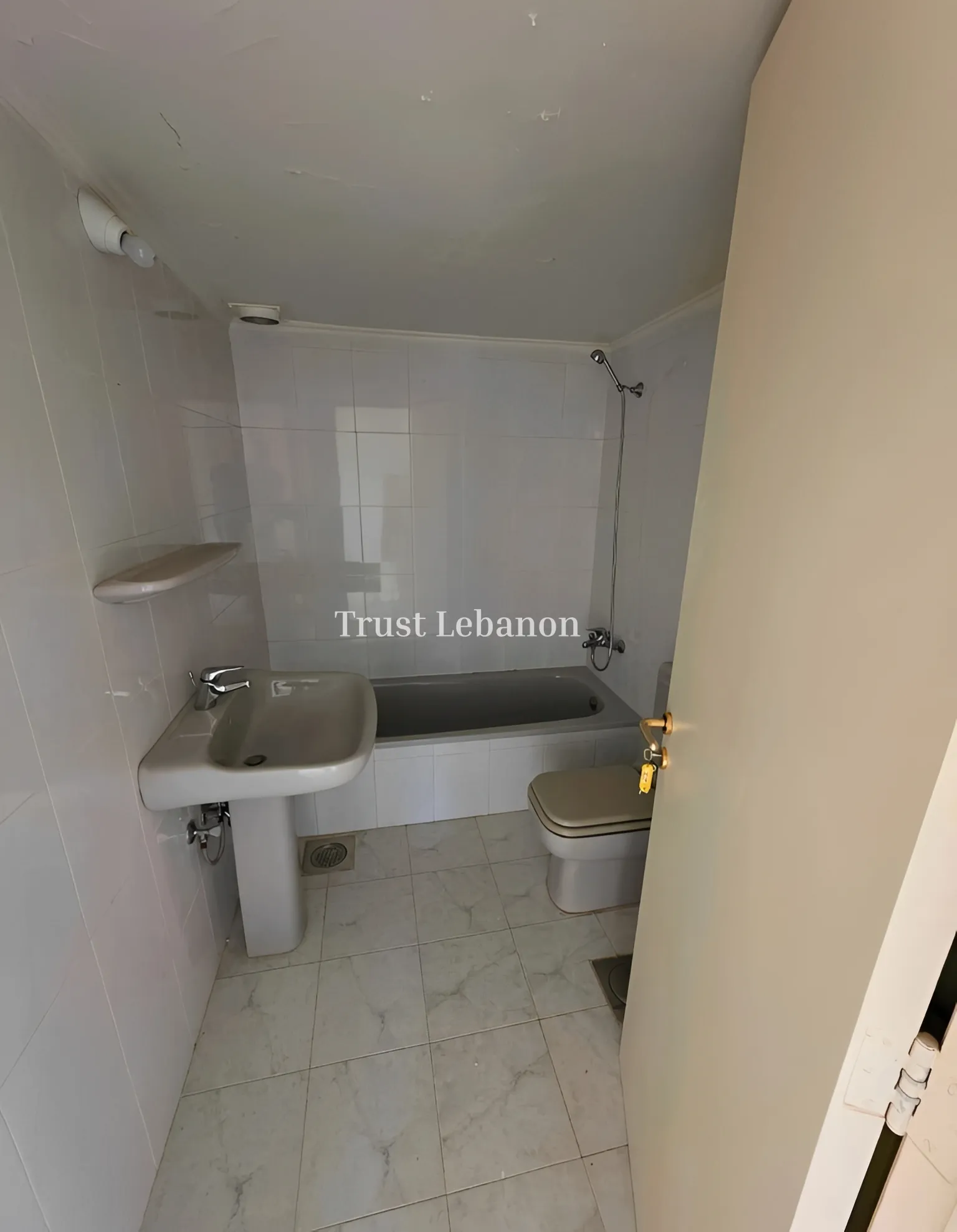 Residential Building for sale in Ajaltoun, Lebanon