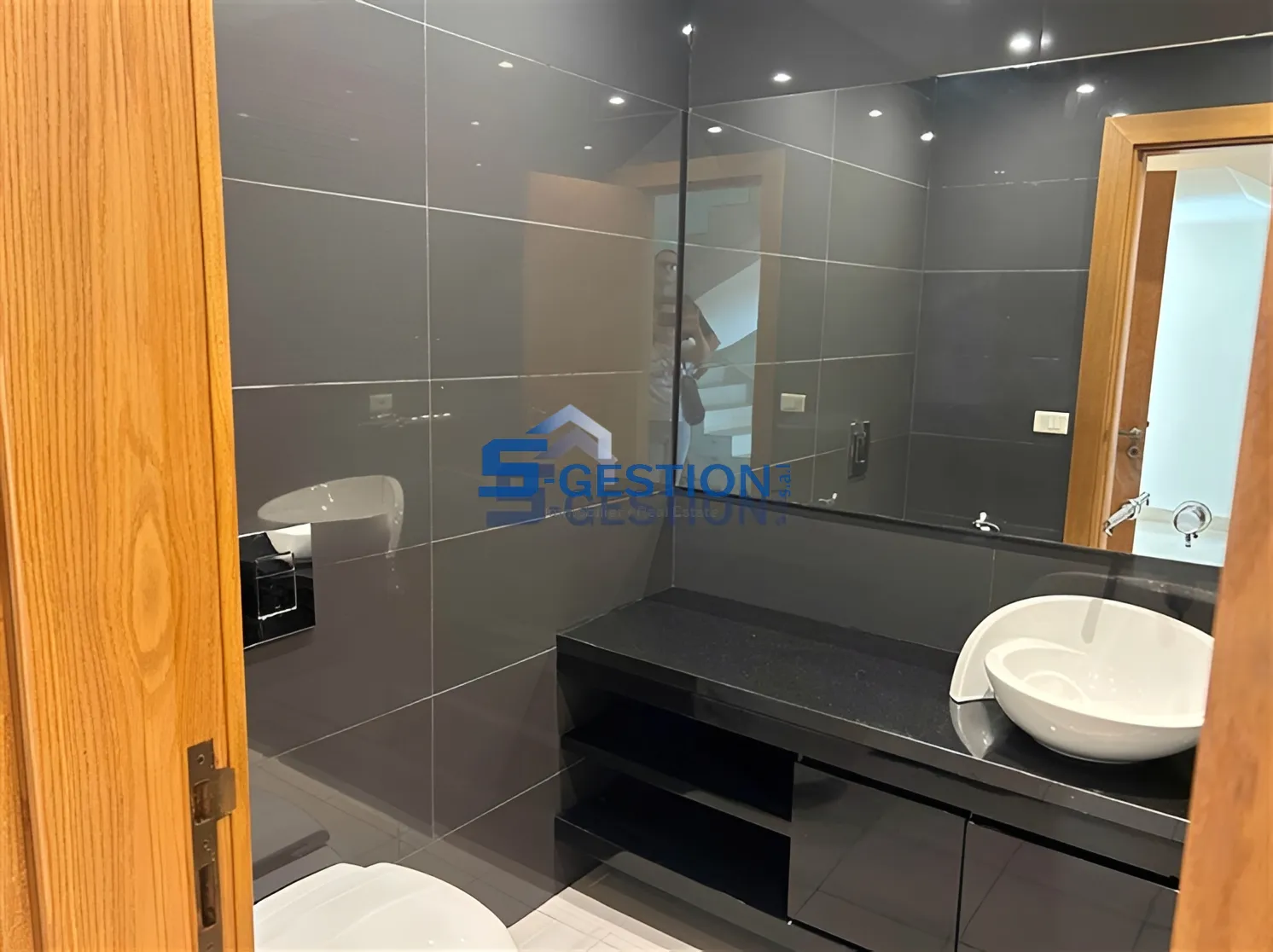 Apartment for Rent in Dik El Mehdi