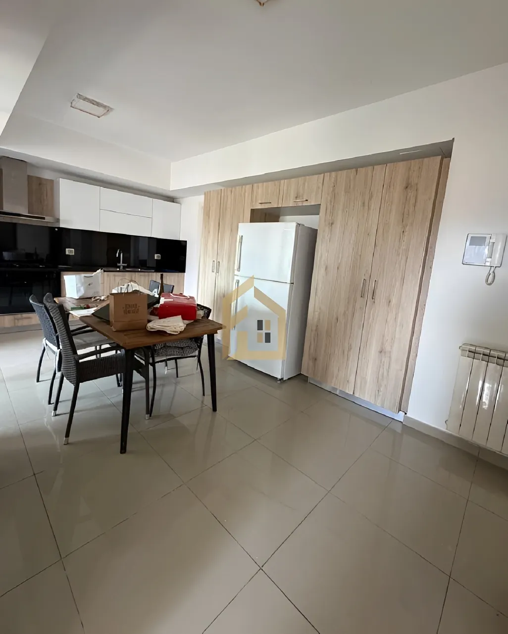Apartment for rent in Achrafieh, Beirut, Lebanon - 4 bed, 5 bath