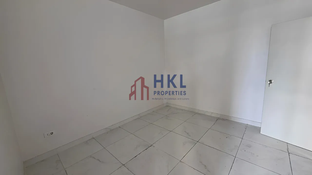 Office for rent in Clemenceau