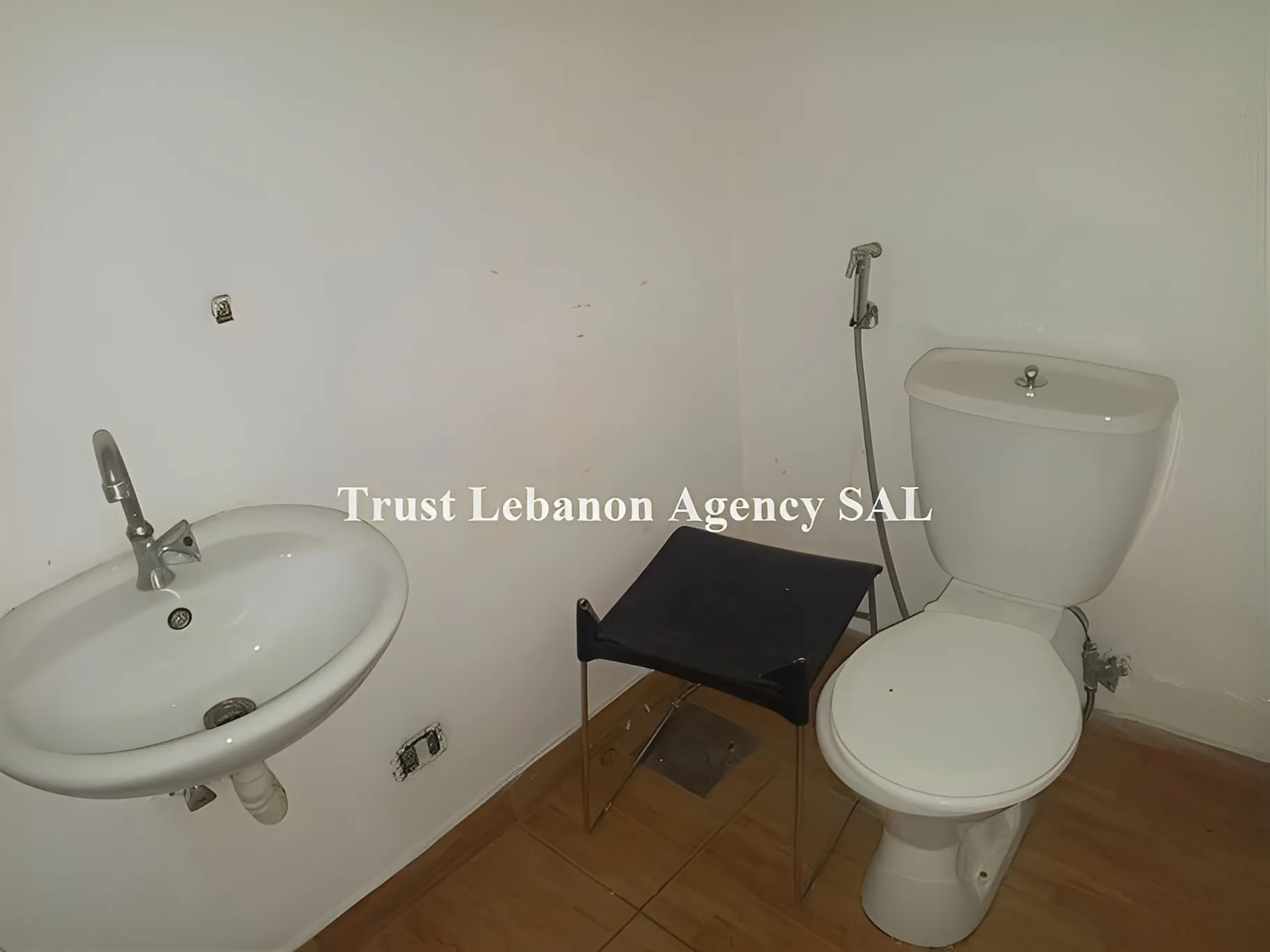 Office for rent in Beirut, Saifi