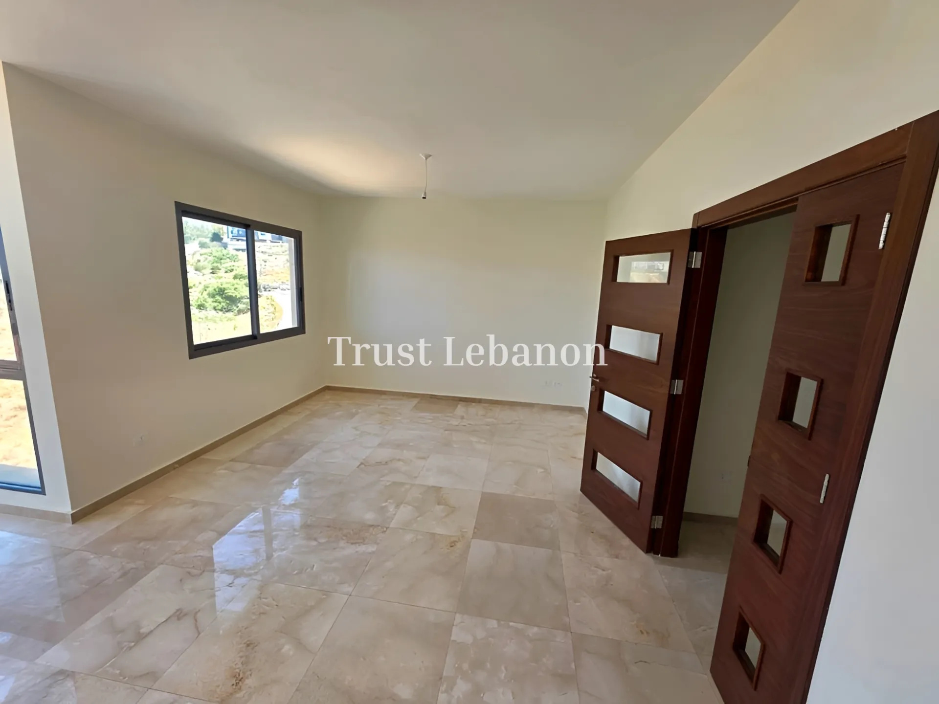 Apartment for sale in Aaramoun, Lebanon - 2 bed, 3 bath