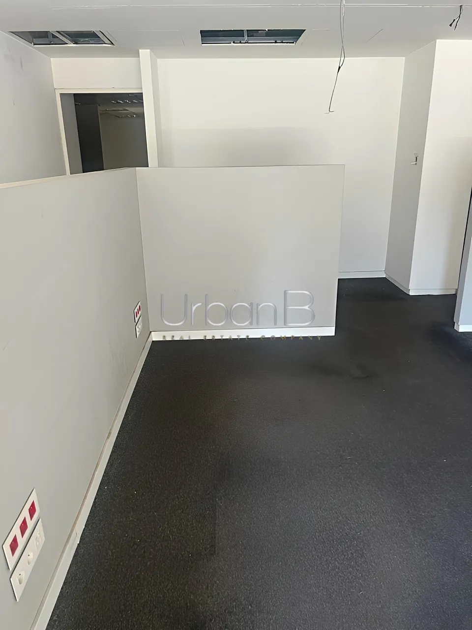 Office for rent in Achrafieh, beirut, lebanon