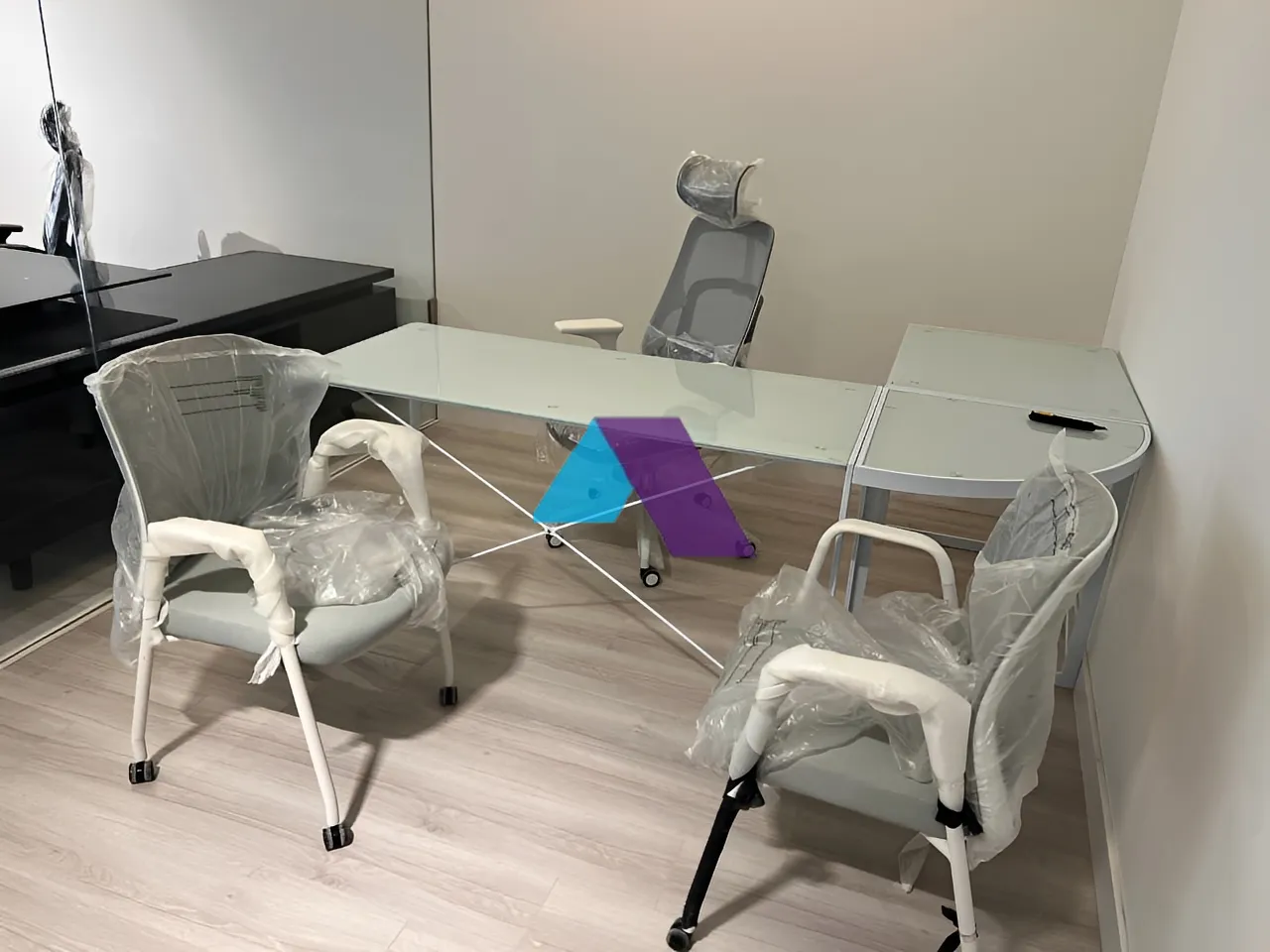 Office for Sale in Dekwaneh