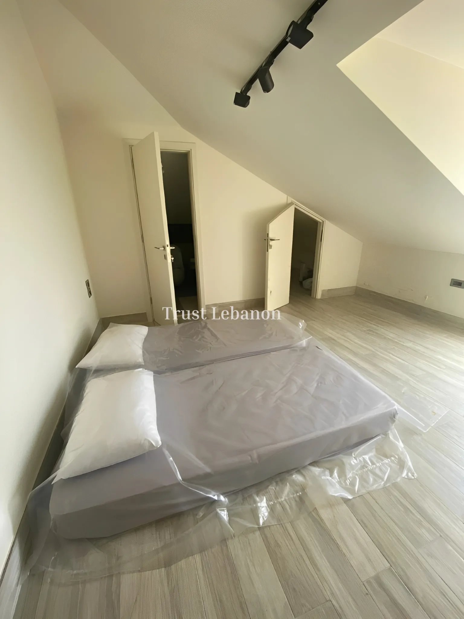 Duplex for sale in Dahr El Souane, Lebanon