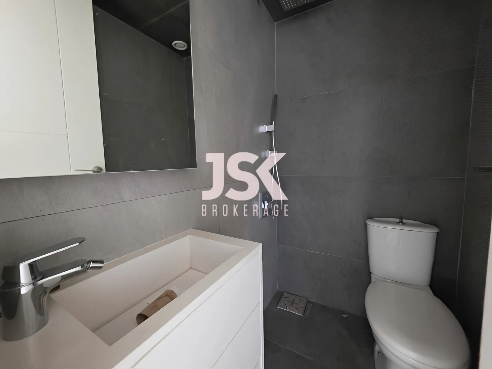 Office for Rent in Hadath