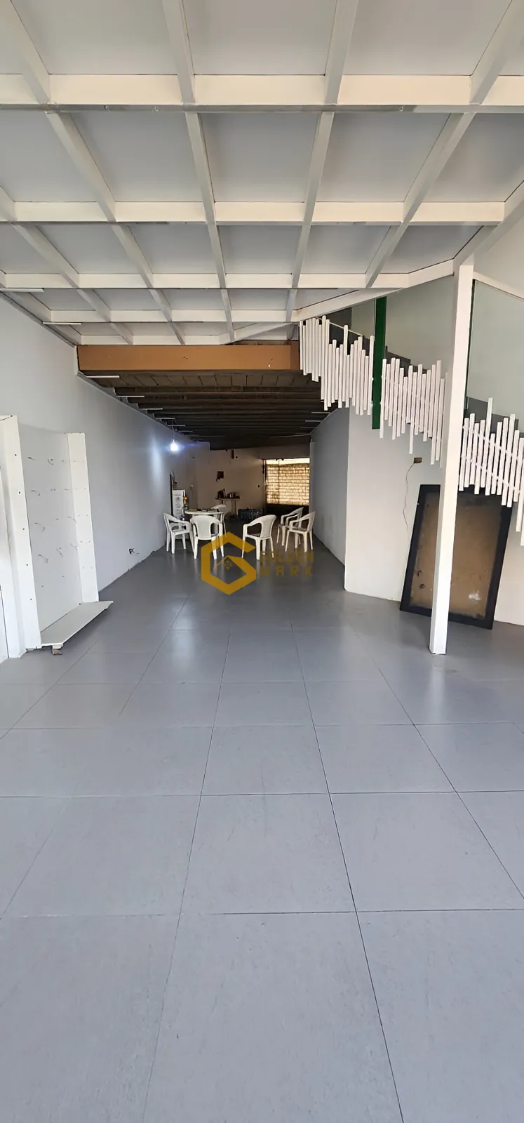 Shop for rent in Mansourieh