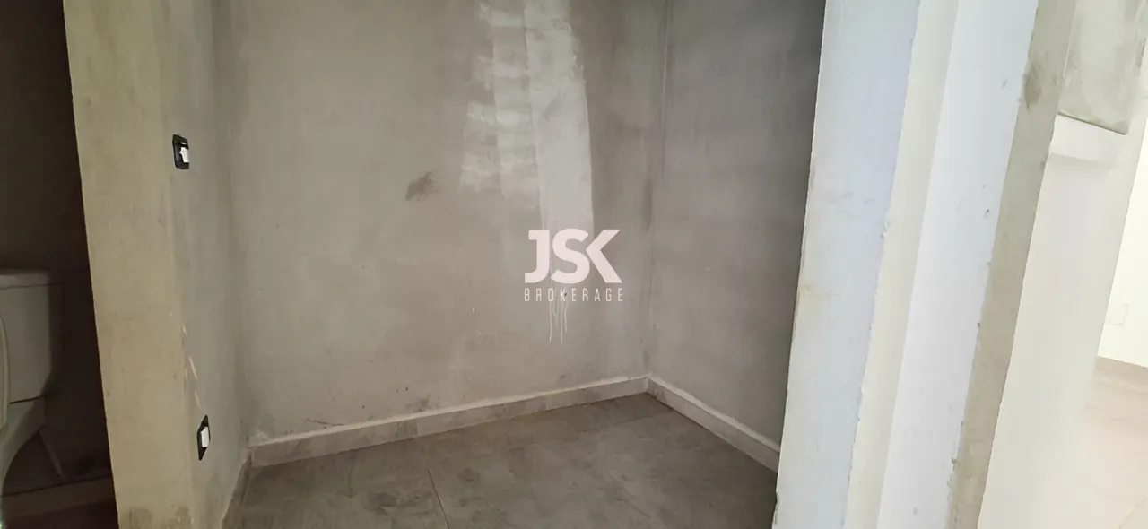 Apartment for Sale in Ballouneh
