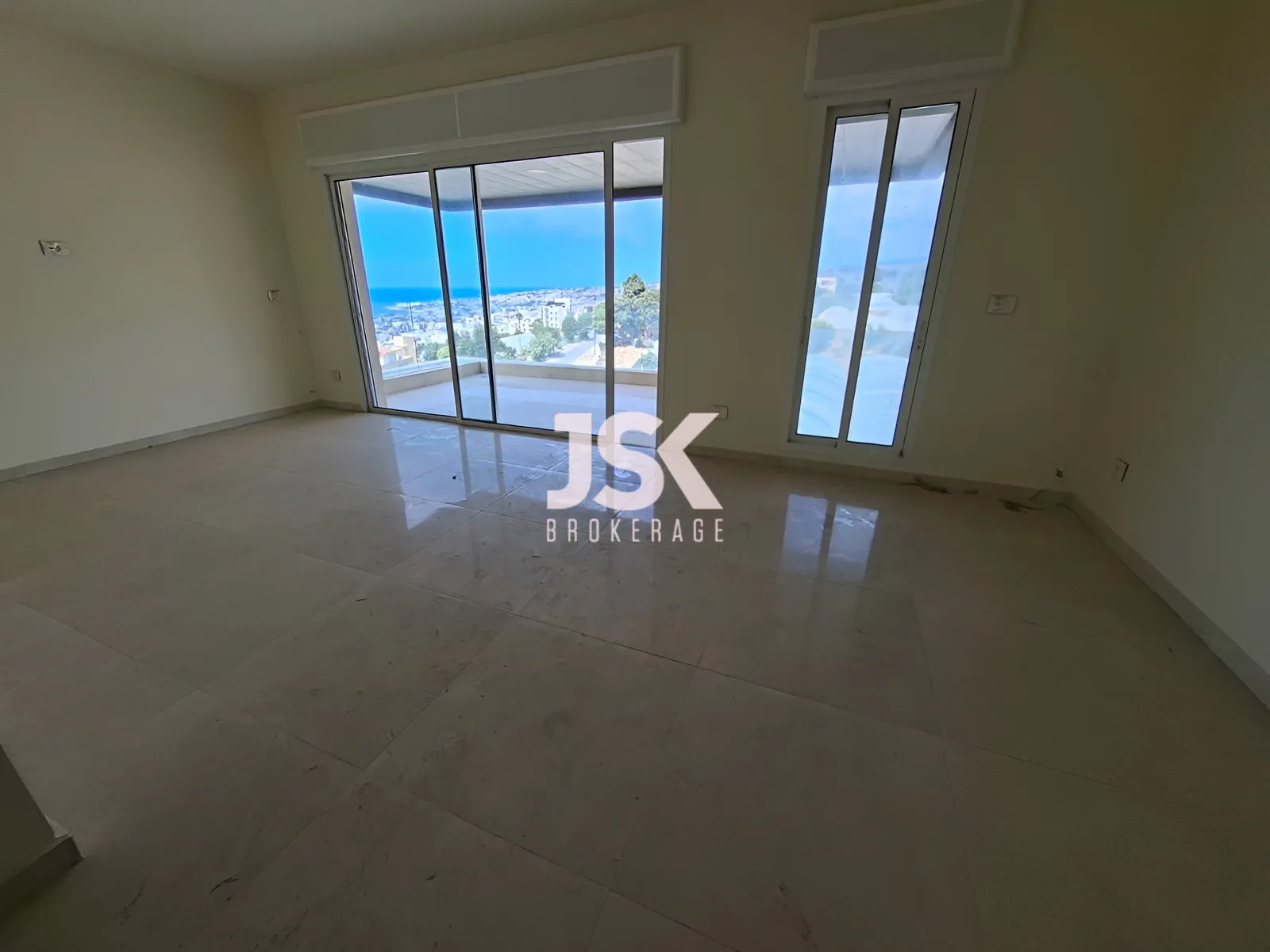 Duplex for Sale in Blat