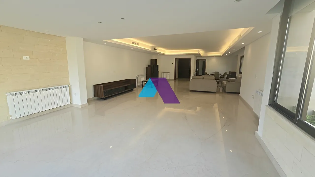 Apartment for rent in Yarzeh