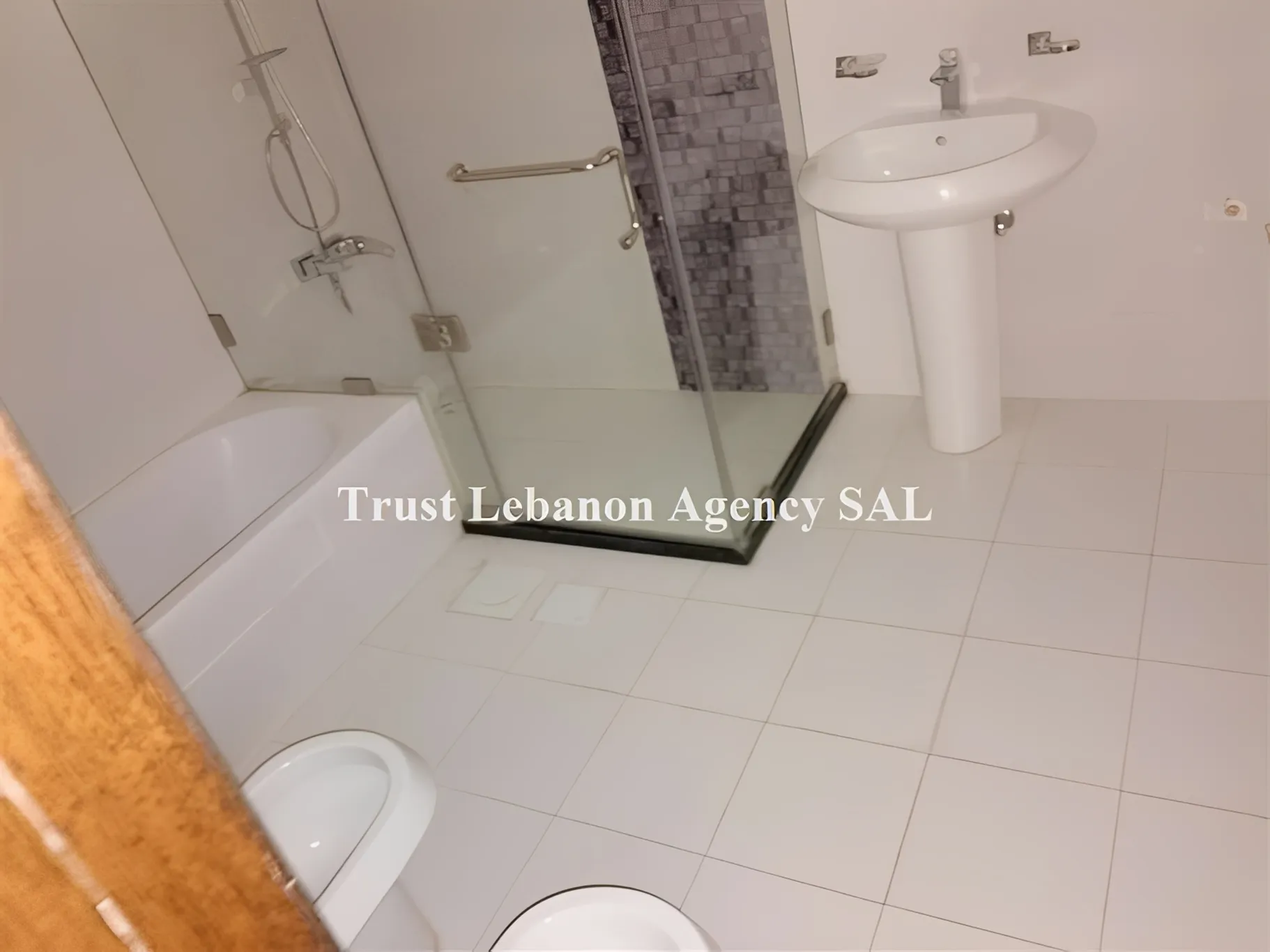 Apartment for Sale in Dohet El Hoss Aramoun Lebanon