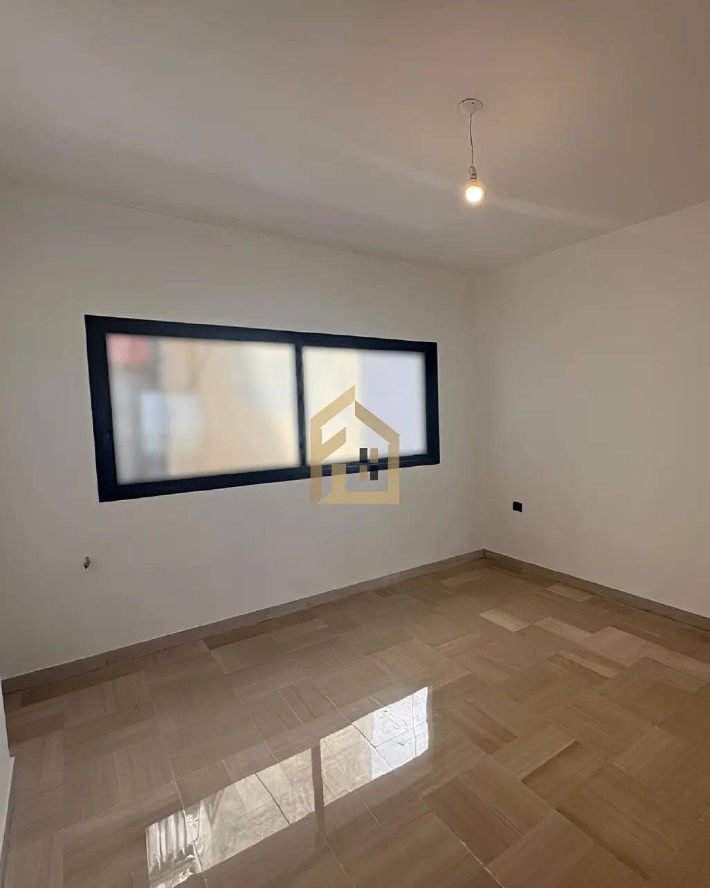 Apartment for rent in Corniche el Mazraa, Beirut, Lebanon - 3 bed, 3 bath