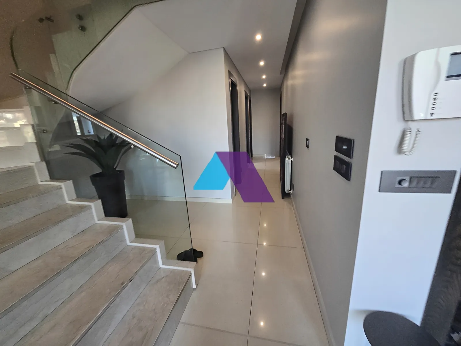 Apartment for rent in Mar Takla