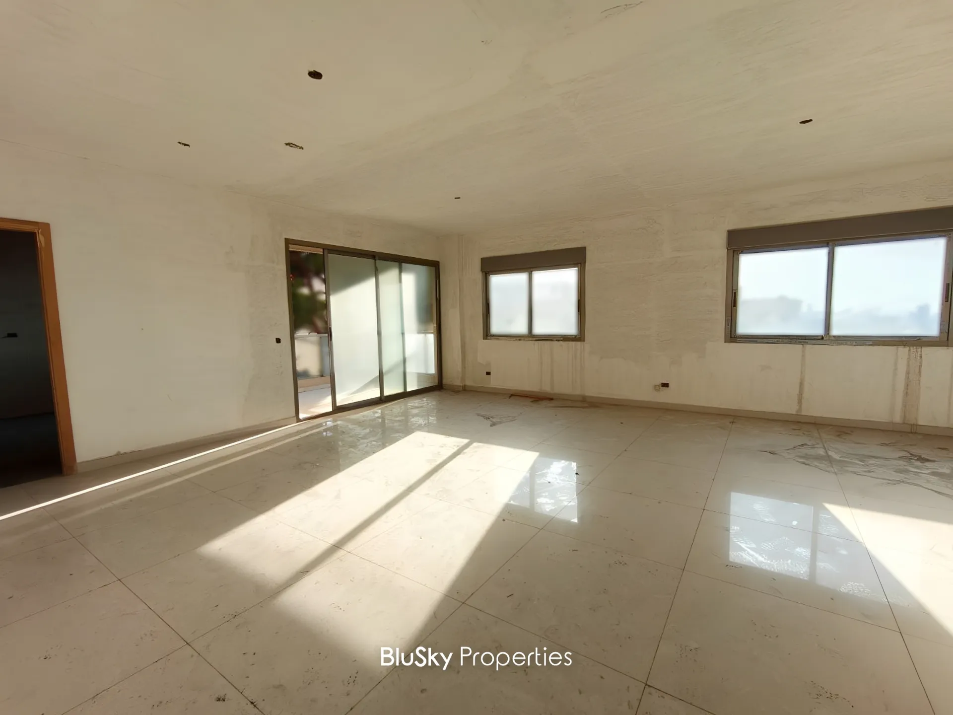 Apartment for sale in Sabtiyeh, lebanon - 3 bed, 2.0 bath