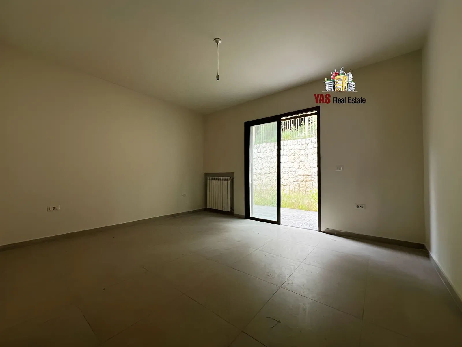 Apartment for Sale in Ballouneh