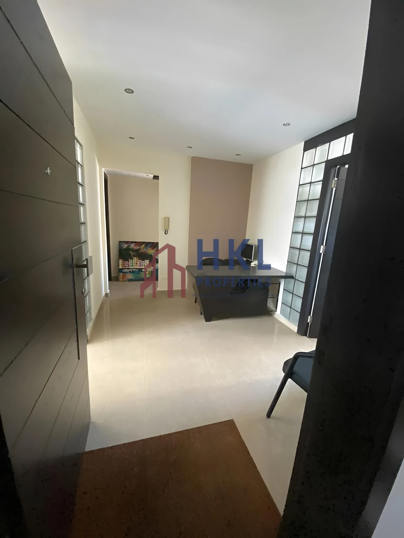 Office for sale in Sin El Fil