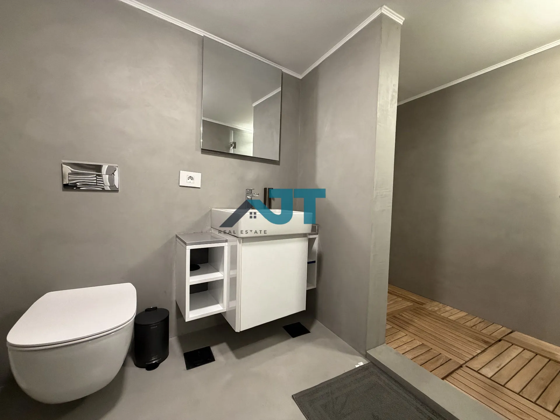 Loft for sale in Gemmayzeh, beirut, lebanon