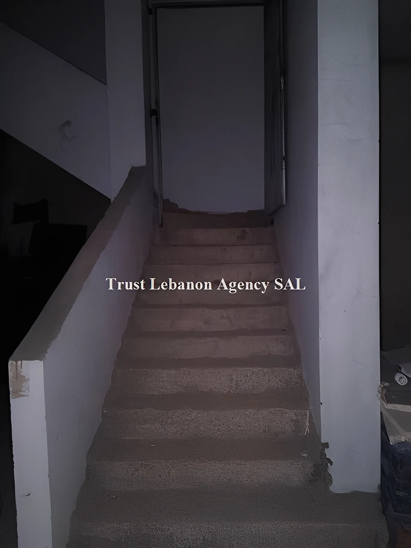 Warehouse for sale in Metn, Bsalim