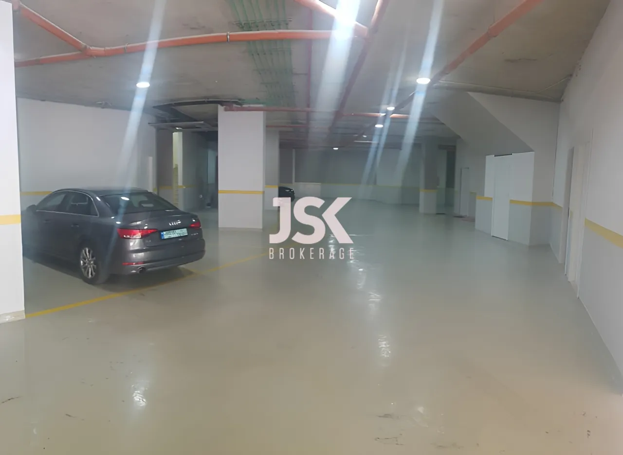 Triplex for Sale in Kfour