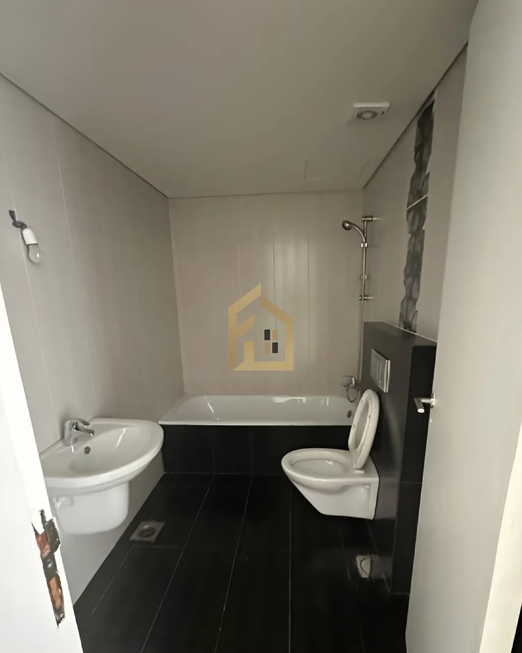 Apartment for sale in Monteverde Main Street