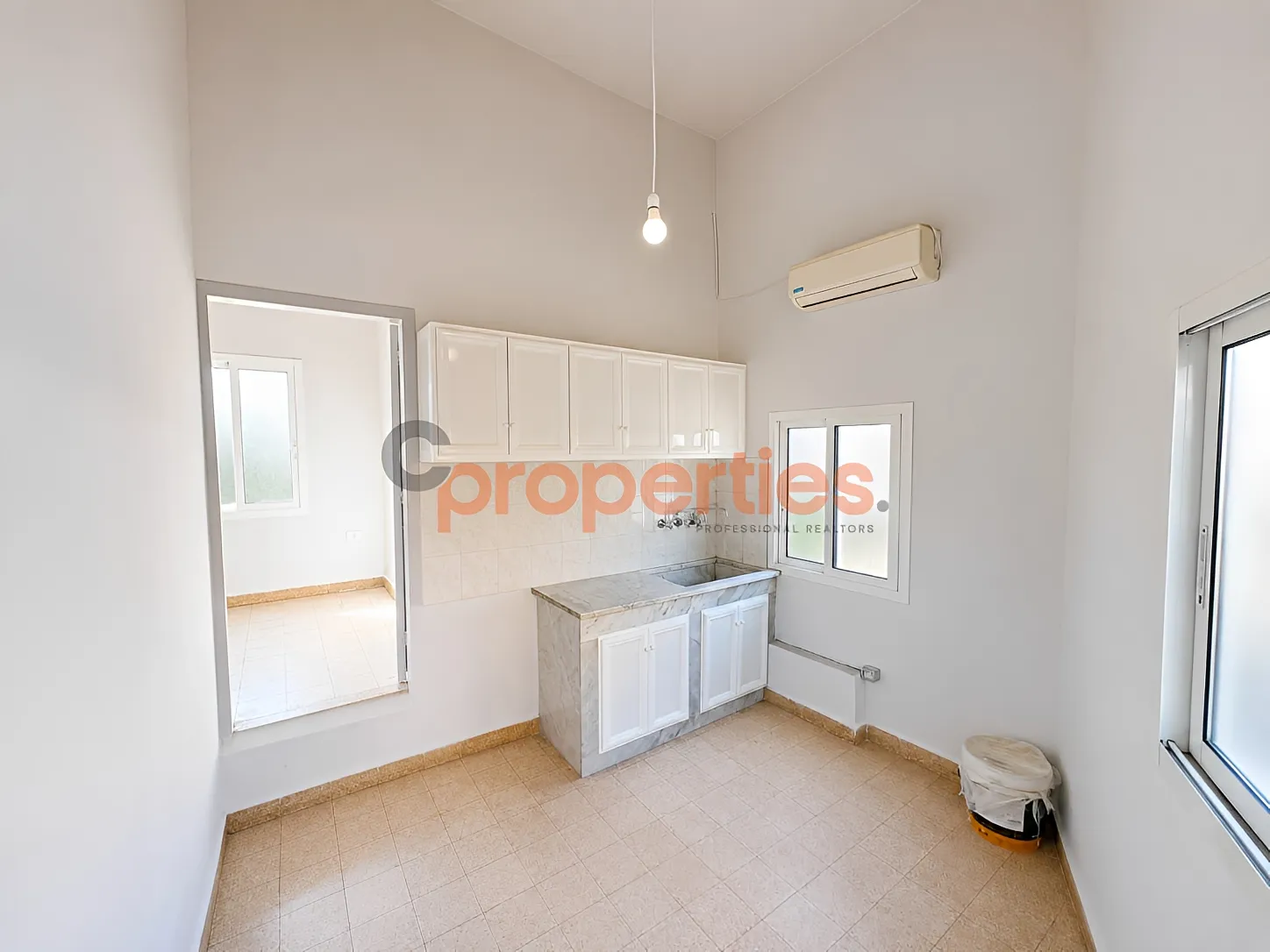 Office for Rent in Baabda